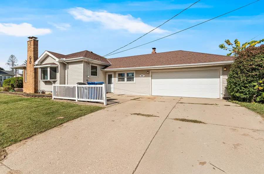 601 Sycamore Road, La Salle, IL 61301 - #2