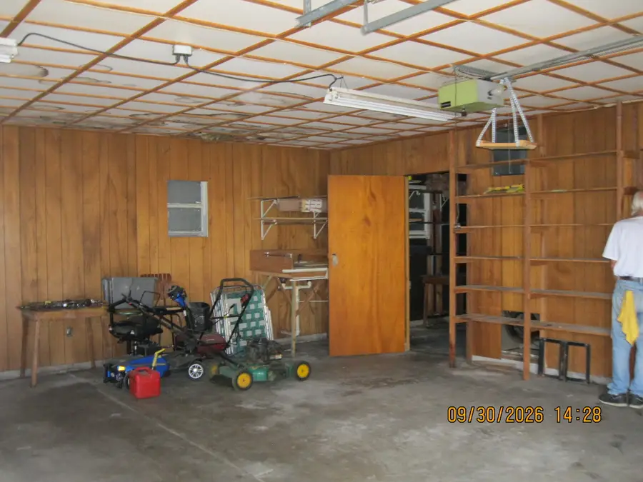 509 9th Street, Camanche, IA 52730 - #3