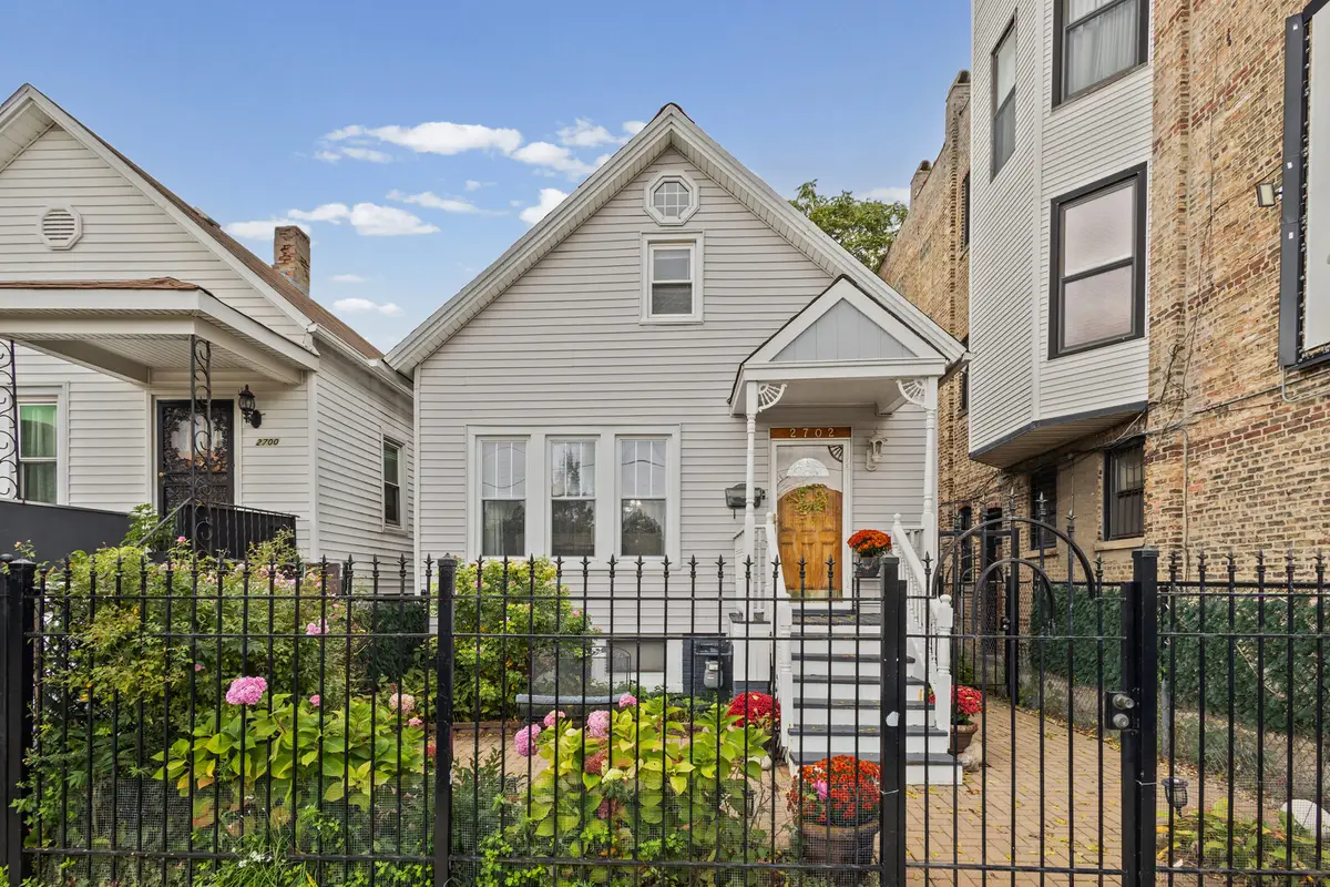 2702 N California Avenue, Chicago, IL 60647 - #1
