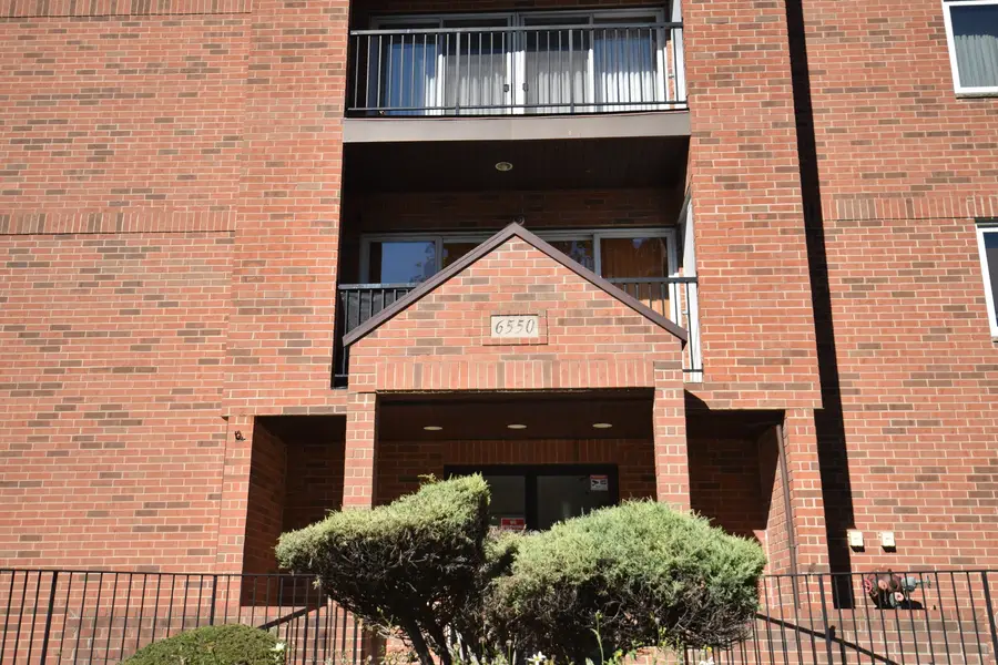 6550 W Gunnison Street #305, Harwood Heights, IL 60706 - #2