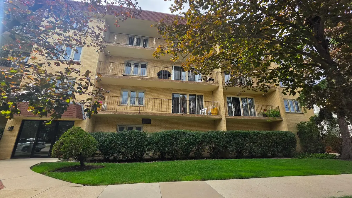 6300 W Montrose Avenue #205, Chicago, IL 60634 - #1