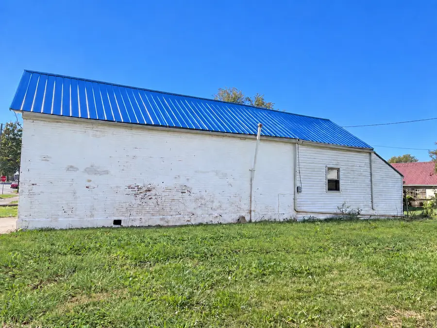 915 N 11th Street, Quincy, IL 62301 - #2