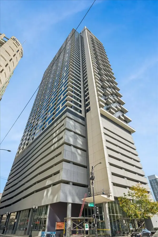235 W Van Buren Street #2816, Chicago, IL 60607