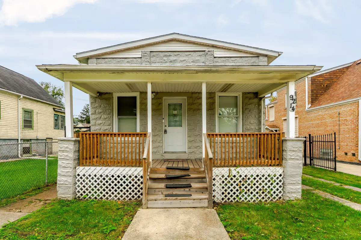 9214 S Woodlawn Avenue, Chicago, IL 60619 - #1
