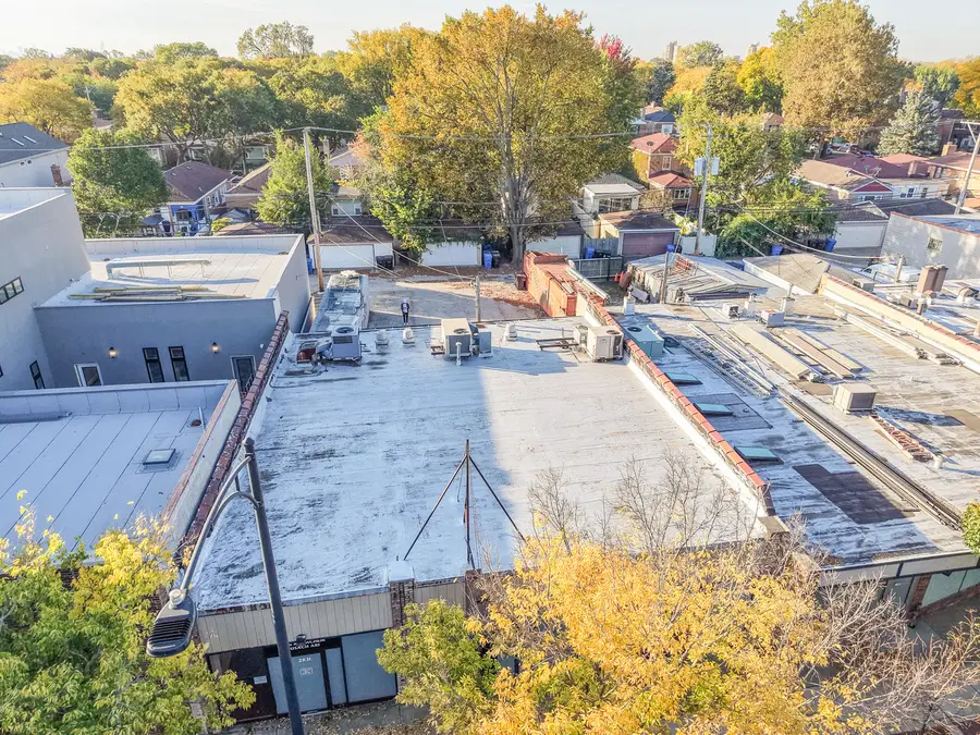 2833 W Howard Street, Chicago, IL 60645 - #2