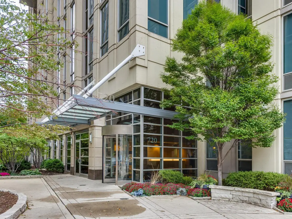 720 N Larrabee Street #G04, Chicago, IL 60654 - #1