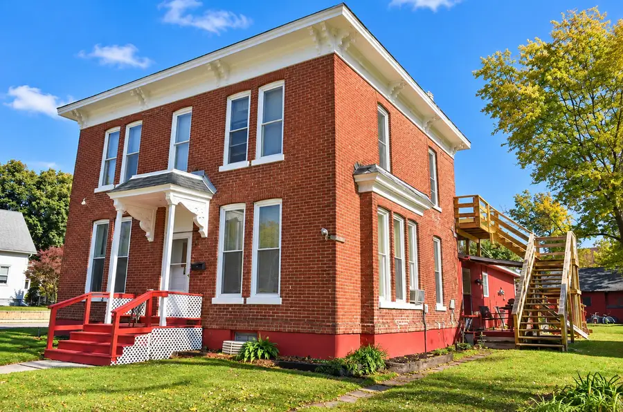 712 1st Avenue, Sterling, IL 61081 - #2