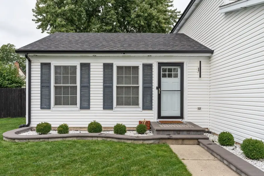 28 Dennison Drive, Glendale Heights, IL 60139 - #3