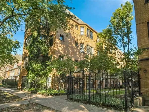 7635.5 N Greenview Avenue #3S, Chicago, IL 60626