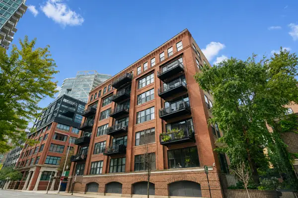 520 W Huron Street #609, Chicago, IL 60654