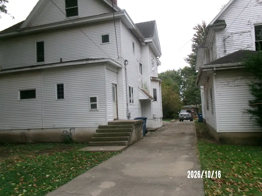 408 E Washington Street, Hoopeston, IL 60942 - #3