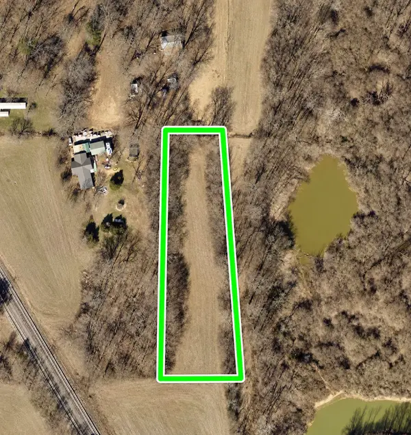 001 Lockeyville Road, Desoto, IL 62924