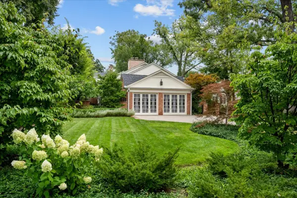 381 Linden Street, Winnetka, IL 60093