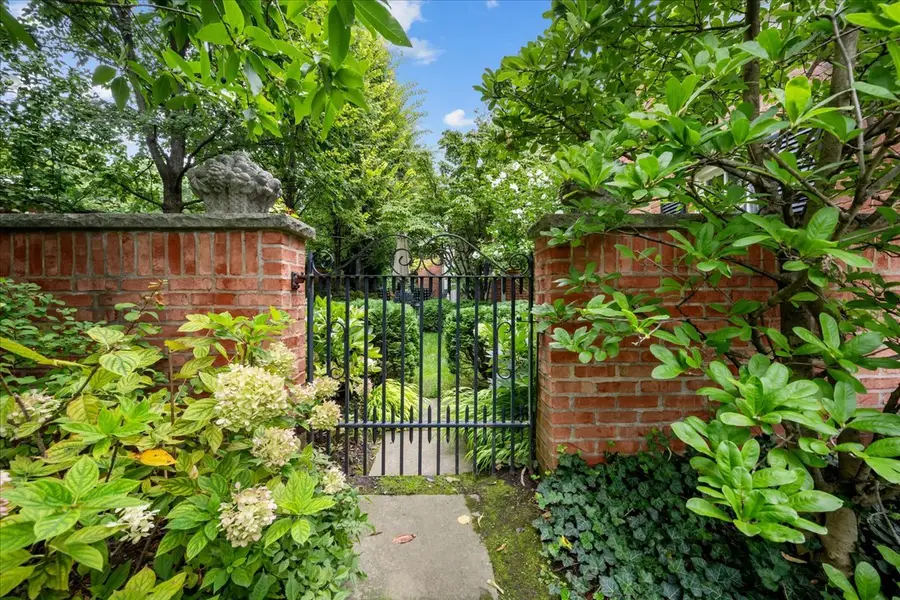381 Linden Street, Winnetka, IL 60093 - #2