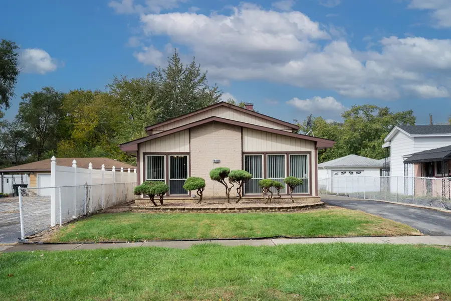 16400 Paulina Avenue, Markham, IL 60428 - #2