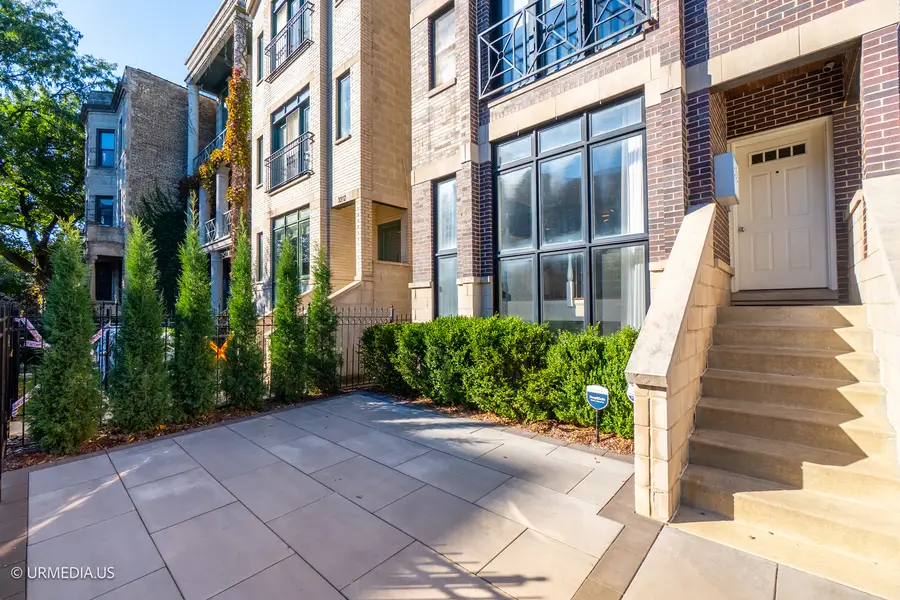3316 N Clifton Avenue #3, Chicago, IL 60657 - #2