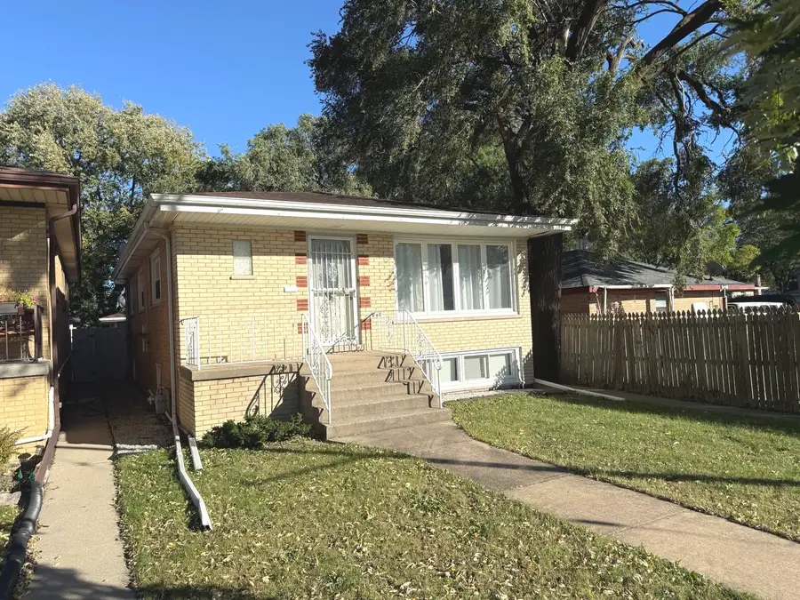 8037 Natchez Avenue, Burbank, IL 60459 - #2