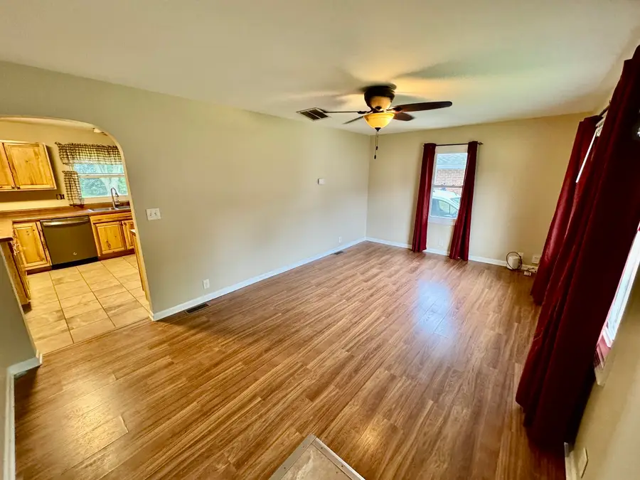 918 Townsend Street, Sycamore, IL 60178 - #2