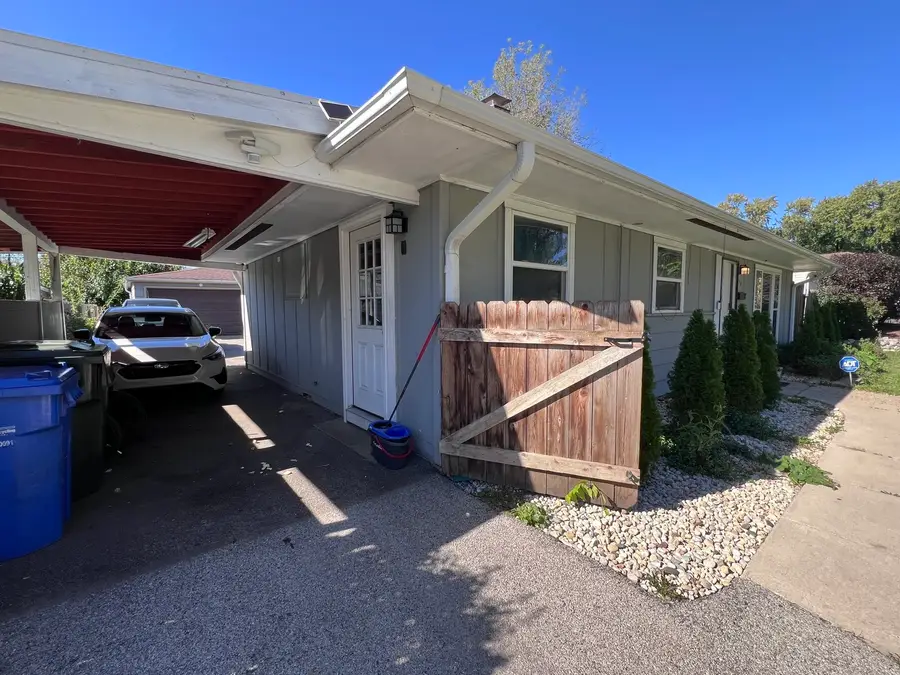 2335 Arrow Street, Carpentersville, IL 60110 - #3