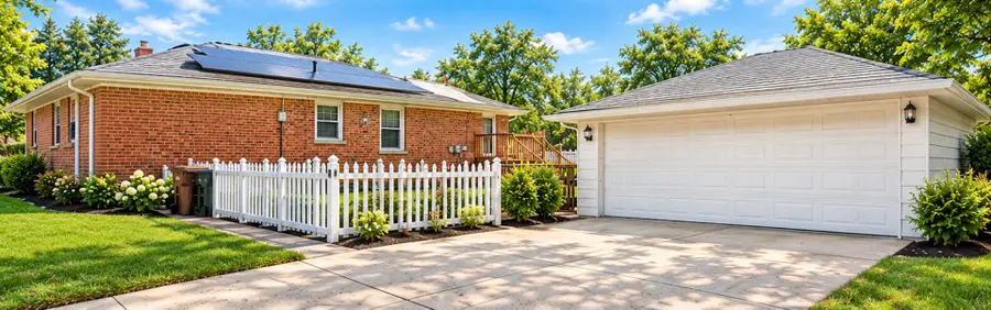 10076 Bronx Avenue, Skokie, IL 60077 - #3
