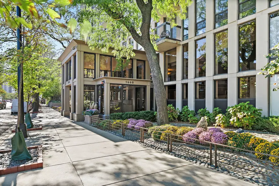 1660 N Lasalle Drive #305, Chicago, IL 60614 - #2