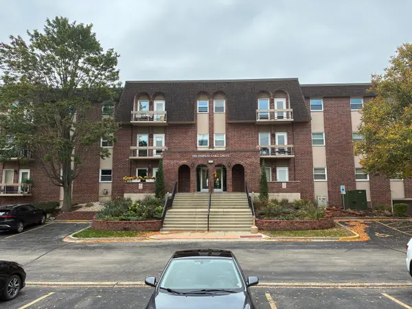 1501 Darien Lake Drive #307, Darien, IL 60561