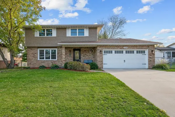 1339 W 41st Street, Davenport, IA 52806