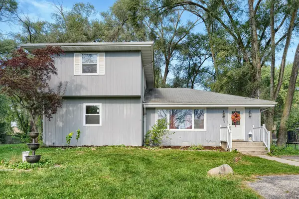2705 Russett Road, McHenry, IL 60050