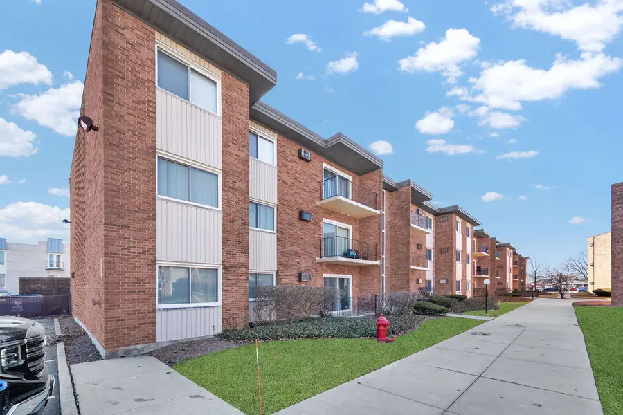 4112 W 98th Street #102, Oak Lawn, IL 60453 - #2