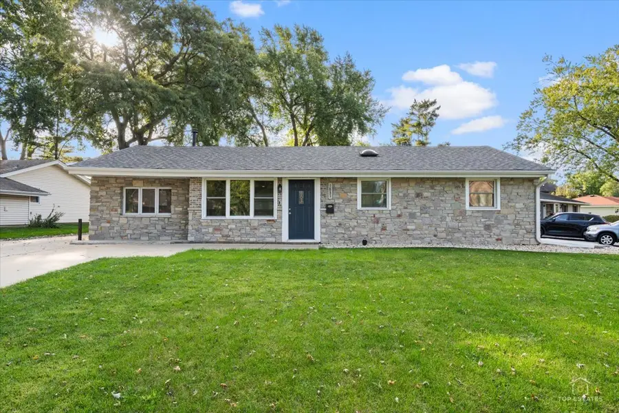 1831 Wedgewood Lane, Schaumburg, IL 60193 - #2