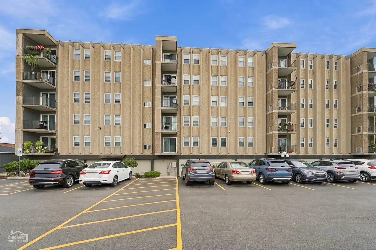 9514 Lawrence Avenue #2208, Schiller Park, IL 60176 - #1