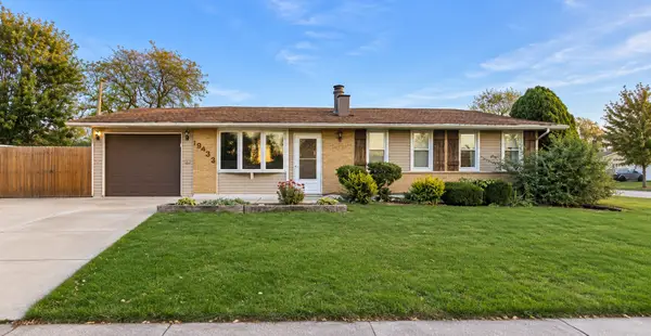 19439 Beechnut Drive, Mokena, IL 60448