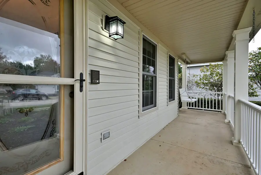 422 Atlantic Lane, Elk Grove Village, IL 60007 - #2