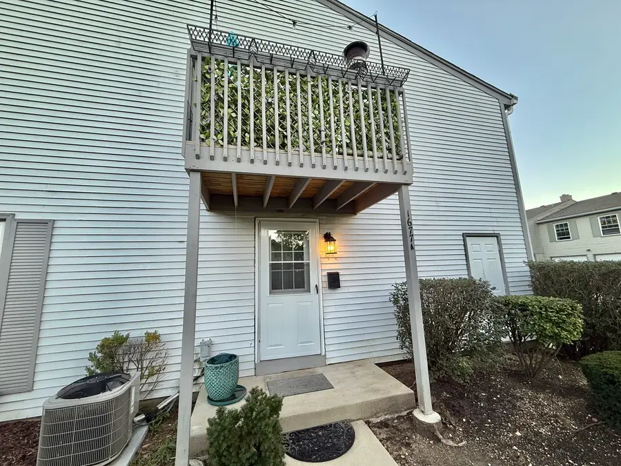 1677 Trowbridge Court #A, Wheaton, IL 60189 - #2