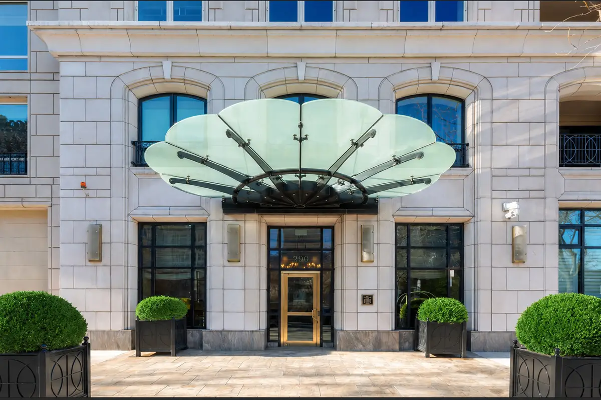 840 N Lake Shore Drive #401, Chicago, IL 60611 - #1