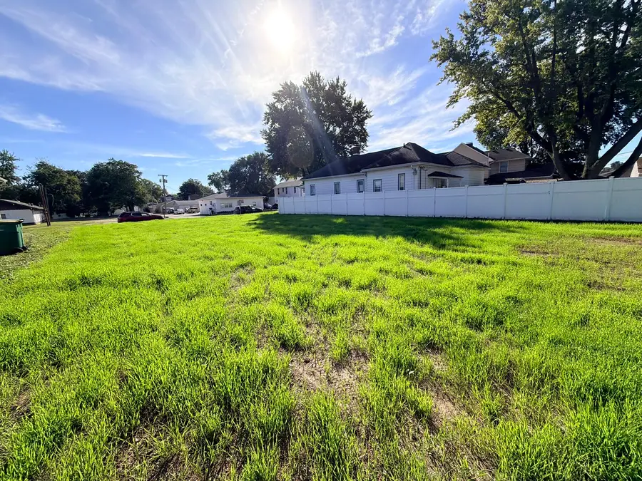 1008 N Bloomington Street, Streator, IL 61364 - #3
