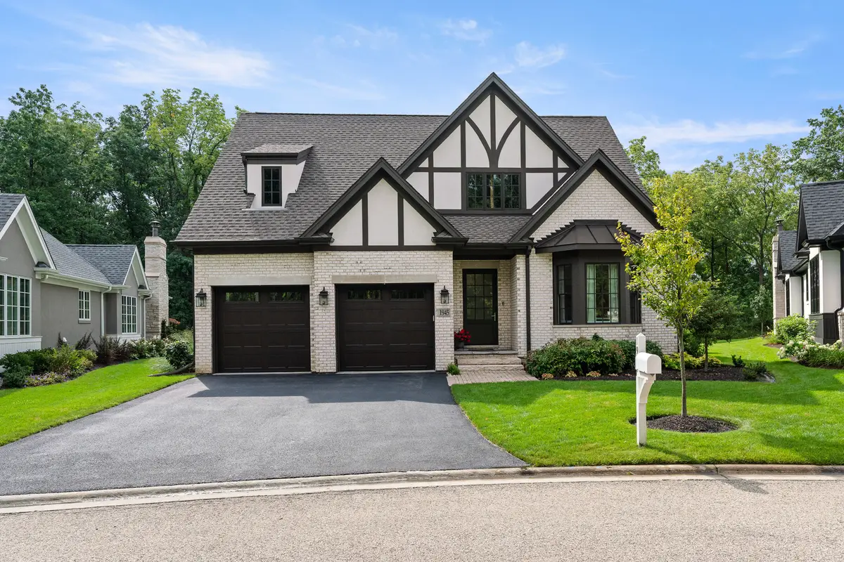 1945 Amberley Court, Lake Forest, IL 60045 - #1