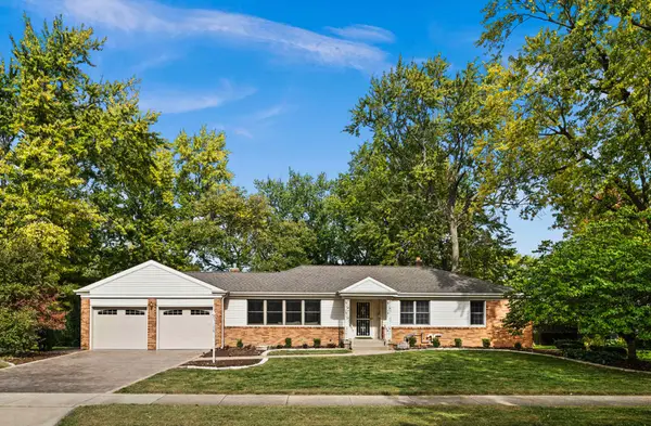 204 Orleans Drive, Bloomington, IL 61701
