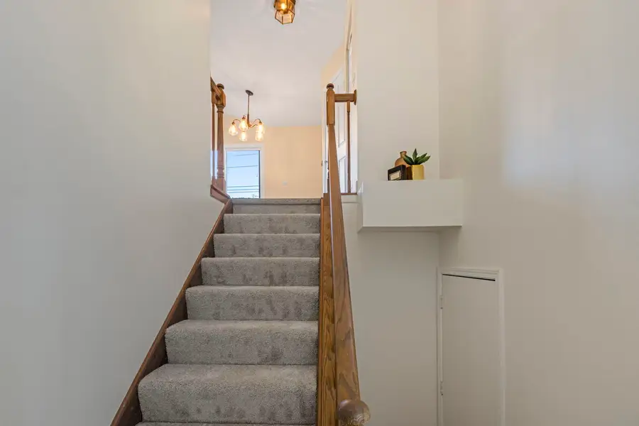 1081 Lakewood Circle, Carol Stream, IL 60188 - #3