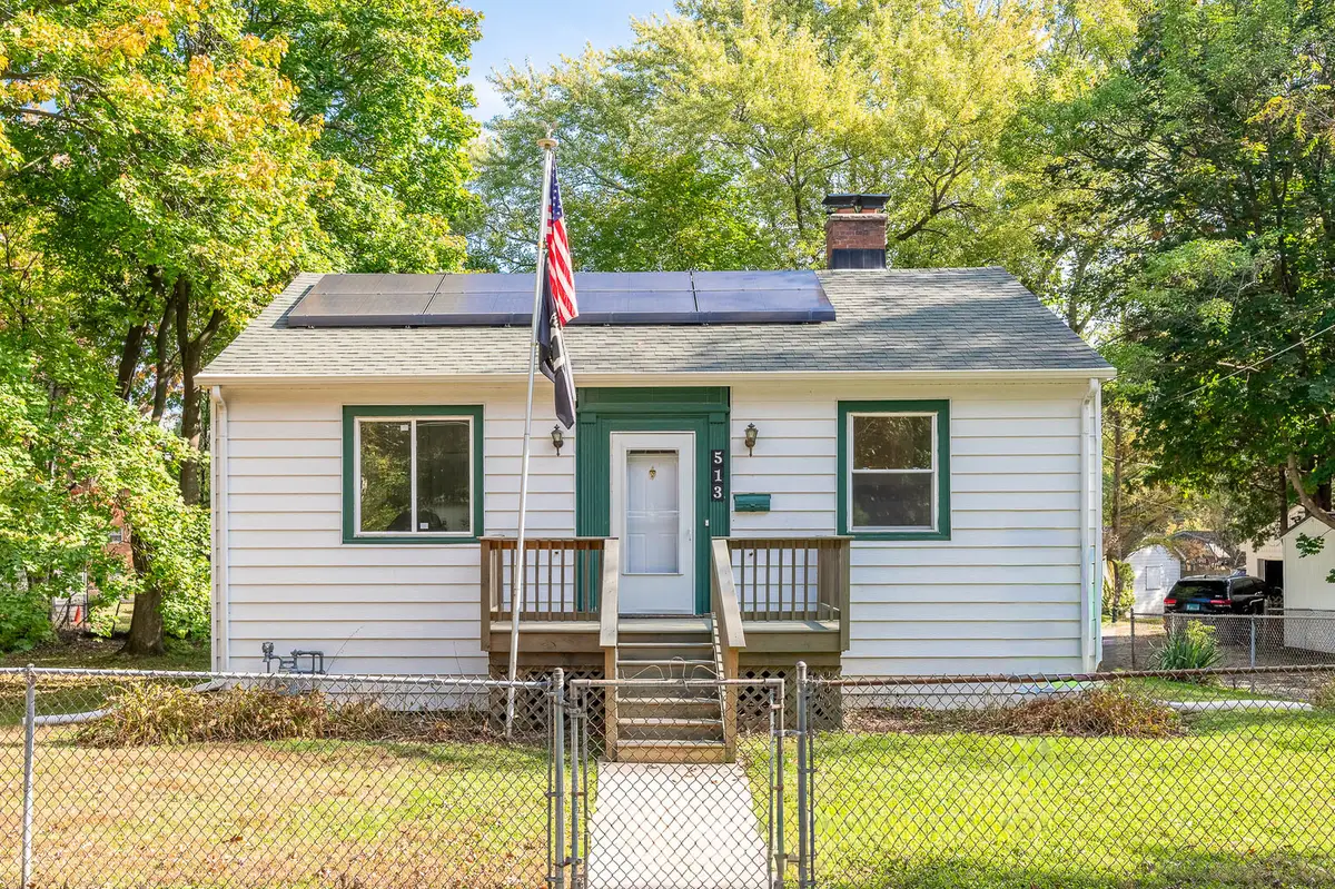 513 Whitney Avenue, Winthrop Harbor, IL 60096 - #1