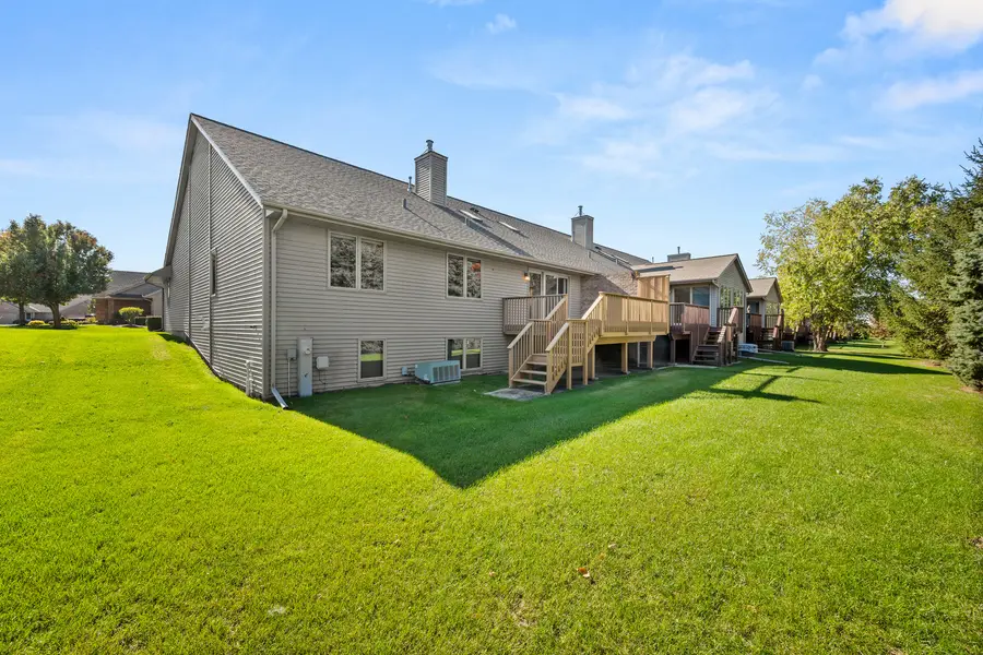 1129 Milan Drive N, Sycamore, IL 60178 - #3