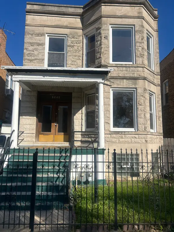 5246 W Congress Parkway, Chicago, IL 60644