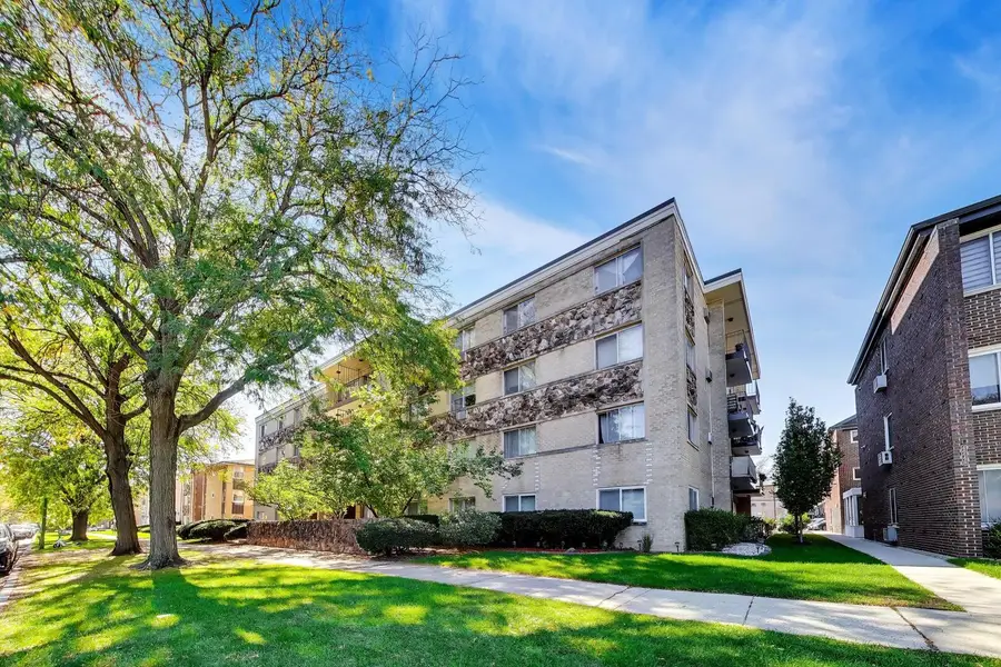 4240 N Keystone Avenue #3E, Chicago, IL 60641 - #3