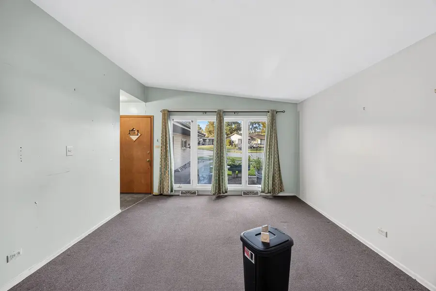 116 Elder Avenue, Chicago Heights, IL 60411 - #3