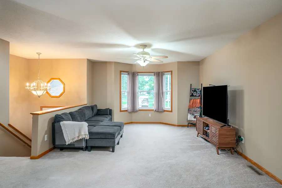 1122 17th Avenue, Silvis, IL 61282 - #2
