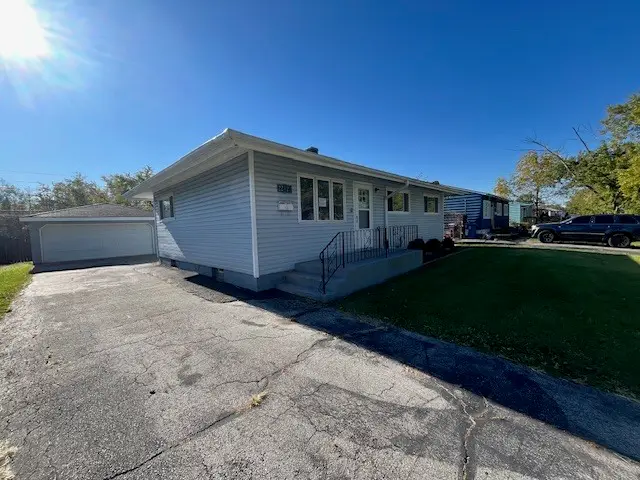 22423 Yates Avenue, Sauk Village, IL 60411 - #2