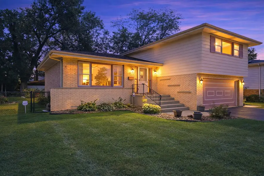 737 E 170th Place, South Holland, IL 60473 - #2