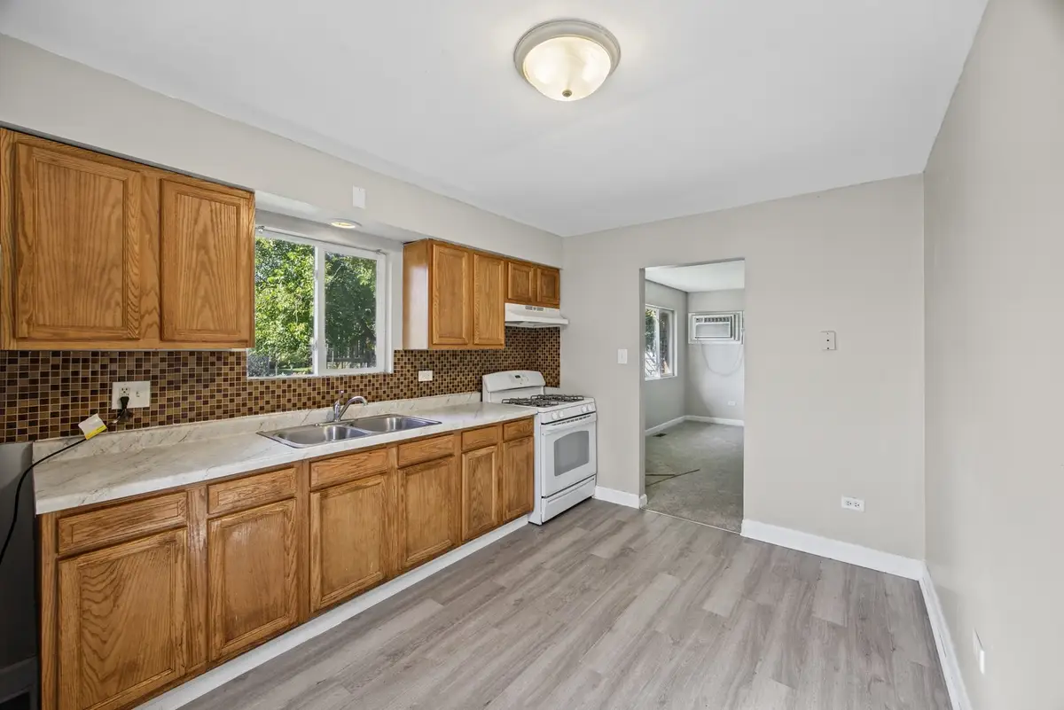 808 Mackinaw Avenue, Calumet City, IL 60409 - #1
