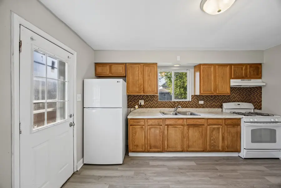 808 Mackinaw Avenue, Calumet City, IL 60409 - #2