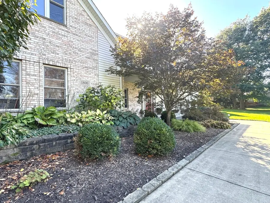 1800 Bluff S Turn, Kankakee, IL 60901 - #3